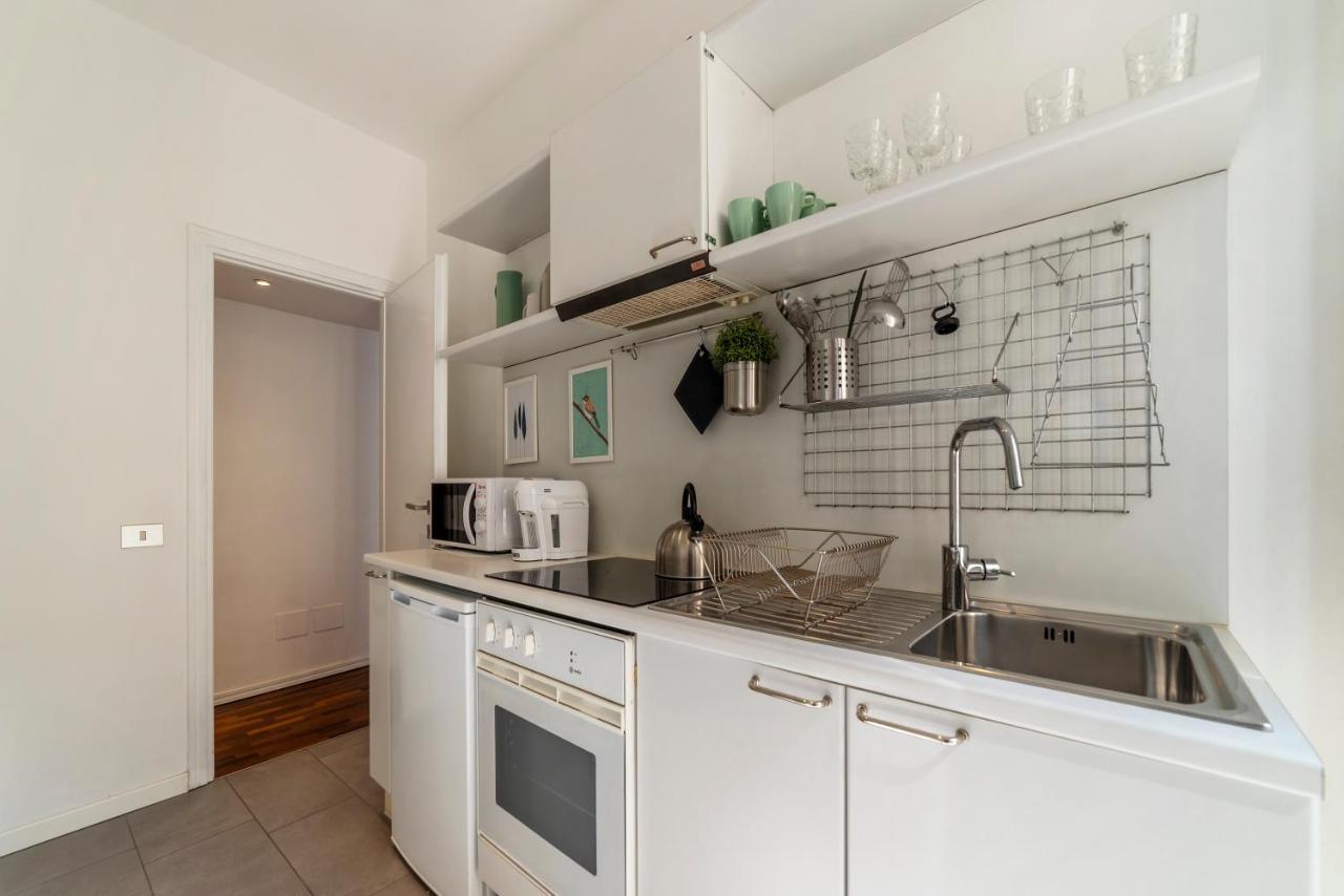 Fontana Di Trevi Design Apartment Rome Exterior photo