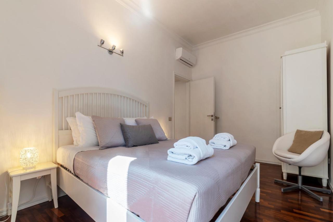 Fontana Di Trevi Design Apartment Rome Exterior photo
